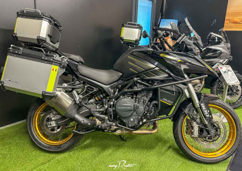 Location moto Laval Yamaha MT07 1