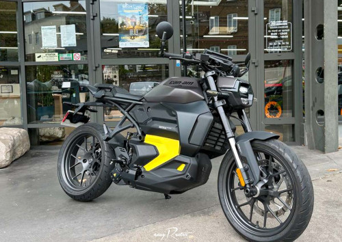 Location moto Laval Yamaha MT07 1