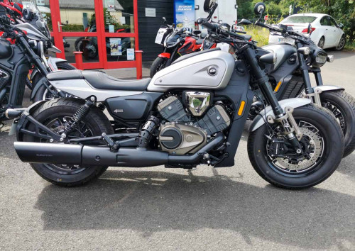 location moto metz honda 500 cbr