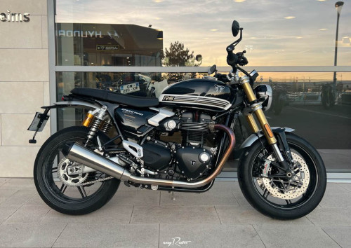 Location moto Saint-Lô Triumph Bonneville 1