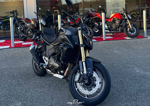 Pierrelaye Royal Enfield 650 Continental GT A2 motorcycle rental 16022