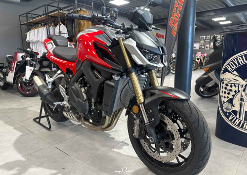 Location Moto Granville Yamaha MT09 Tracer 1