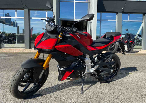 location moto metz honda 500 cbr