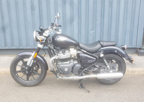 Pierrelaye Royal Enfield 650 Continental GT A2 motorcycle rental 16022