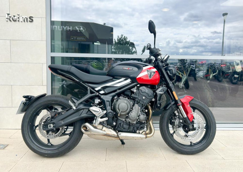 Location moto Saint-Lô Triumph Bonneville 1