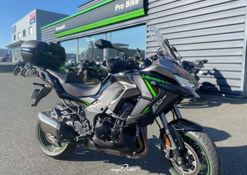 Angers Kawasaki Z900 RS motorcycle rental 15641