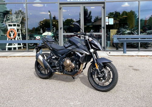 Location Moto Granville Yamaha MT09 Tracer 1
