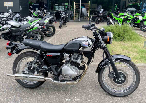 Location moto Laval Yamaha MT07 1