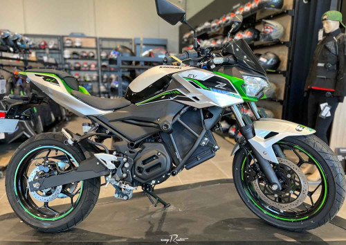 Odos Yamaha MT07 A2 motorcycle rental 14203