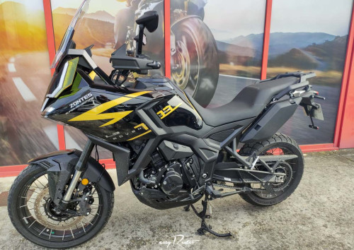 Location moto Tours  Honda 700 ncx 1