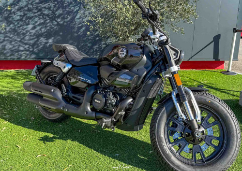 location moto electrique Valence Zero Motorcycles S (Streetfighter) 1