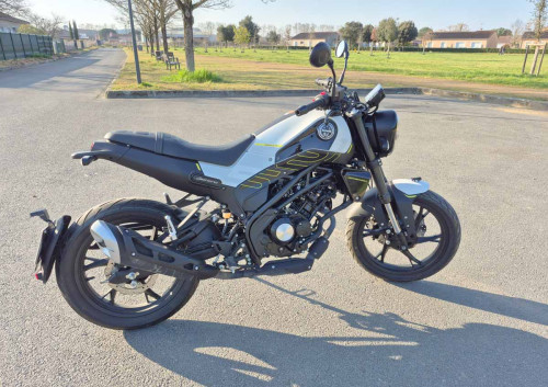 location moto electrique Valence Zero Motorcycles S (Streetfighter) 1