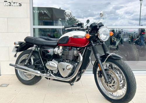 Location moto Saint-Lô Triumph Bonneville 1