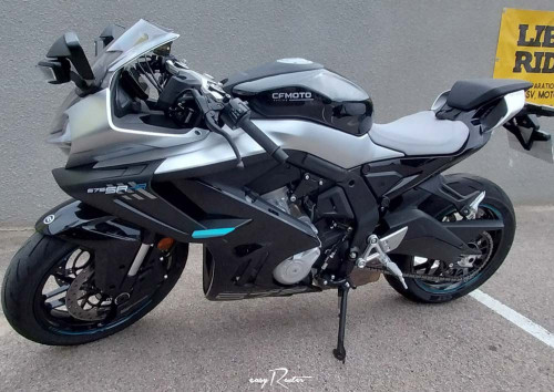 Cholet Kawasaki Z 900  motorcycle rental 14886