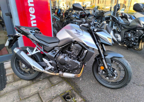 Le Mans Silence S01 scooter rental 18789