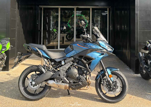 Location moto Laval Yamaha MT07 1