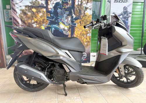 Saint-Lô Kawasaki Z650 A2 motorcycle rental 14194