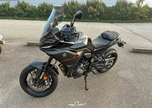 Location moto Laval Yamaha MT07 1
