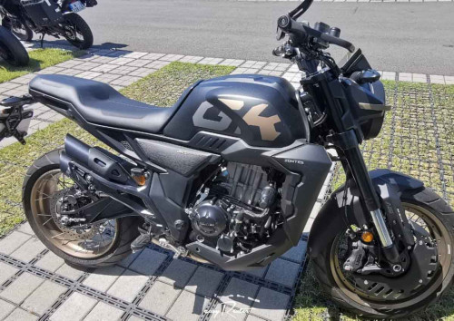 Cholet Kawasaki Z 900  motorcycle rental 14886