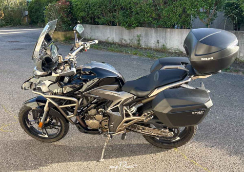 Location moto Saint-Lô Triumph Bonneville 1