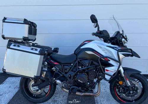 location moto electrique Valence Zero Motorcycles S (Streetfighter) 1