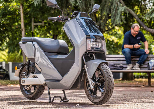 location moto metz honda 500 cbr